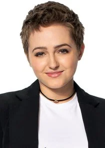 Isabel "Izzy" McKenna