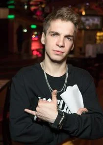 ĒİÄËťĹĹą ēİIJŀĸĻÄÄľÄË›, ıŀİł ÄÂÄ˝ĴŀĵĹĹą ĸ Ěİłĸ