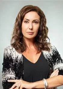 AyÄąĹşen Ä‚â€“zer