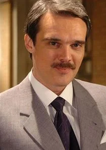 ClÄ‚Ĺ‚vis Moura