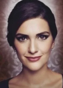 Feride ĹžadoÄźlu