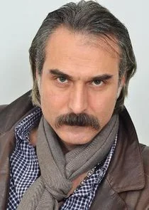 Numan Ä‚â€ˇakĂ„Â±r