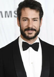 Alejandro AlbarracÄ‚Â­n