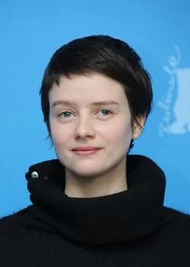 Pauline Ä‚â€°tienne