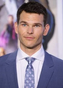 Josh Helman
