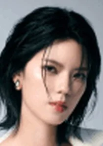 "Fay" Apisara Lertwisettheerakul