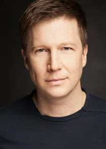 Eric McClearan