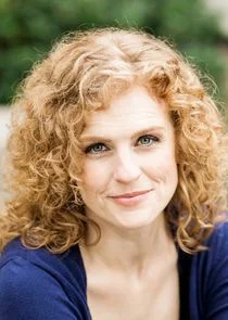 Laura Kirk English du Pres