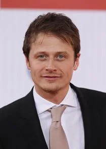 Adult Bartosz Tiedemann