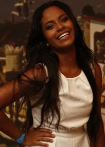 Larissa GÄ‚Ĺ‚es