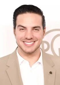 Vadhir Derbez