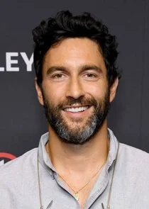 Noah Mills