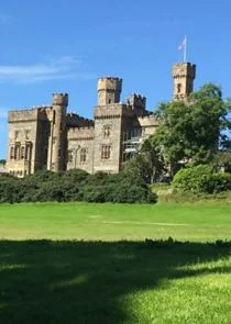 Dualchas a' Chaisteil/The Castle Poster