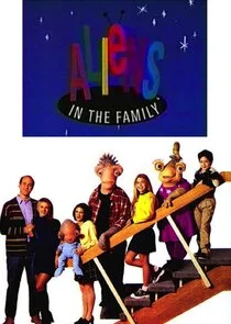 Poster di Aliens in the Family