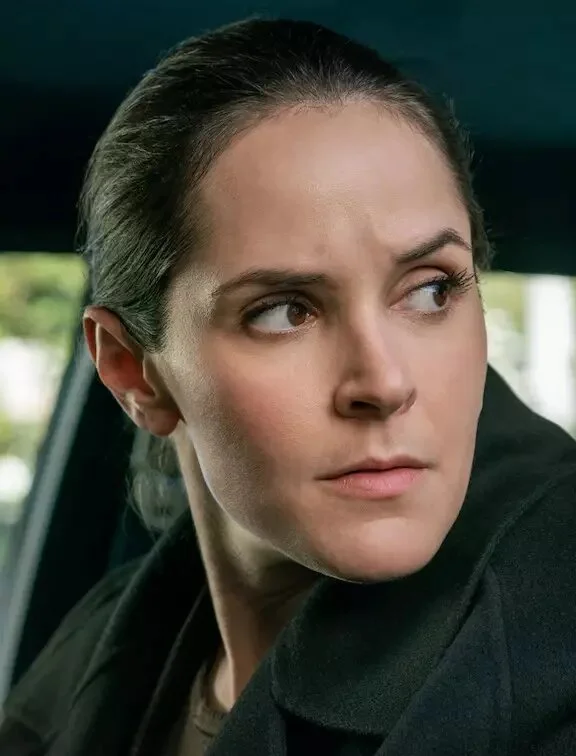 Detective Shannon Burke