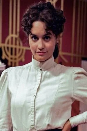 Lola "La Valenciana"