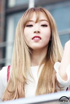 Moon Byul Yi