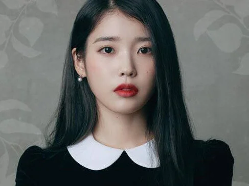 IU