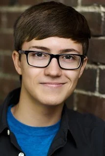 Leo (21 episodes, 2010)