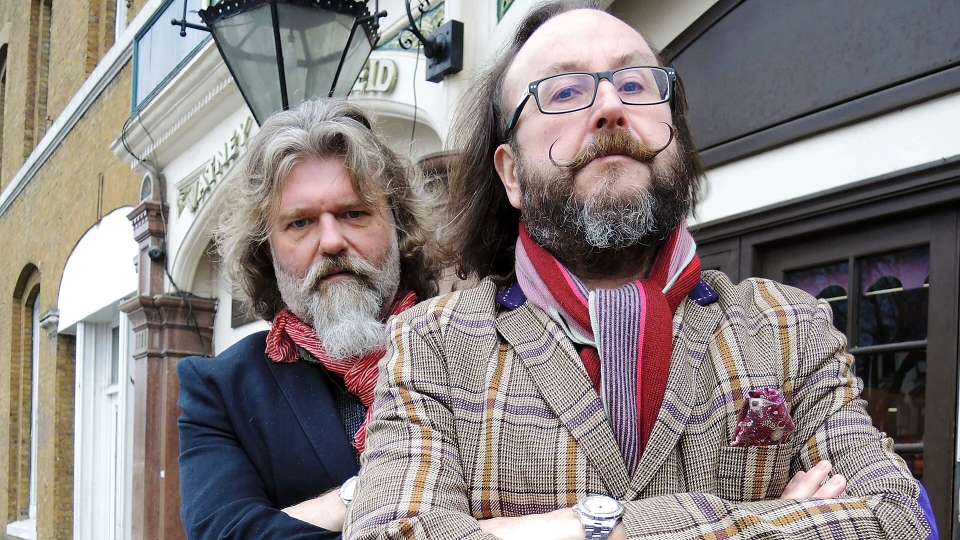 The Hairy Bikers' Pubs That Built Britain