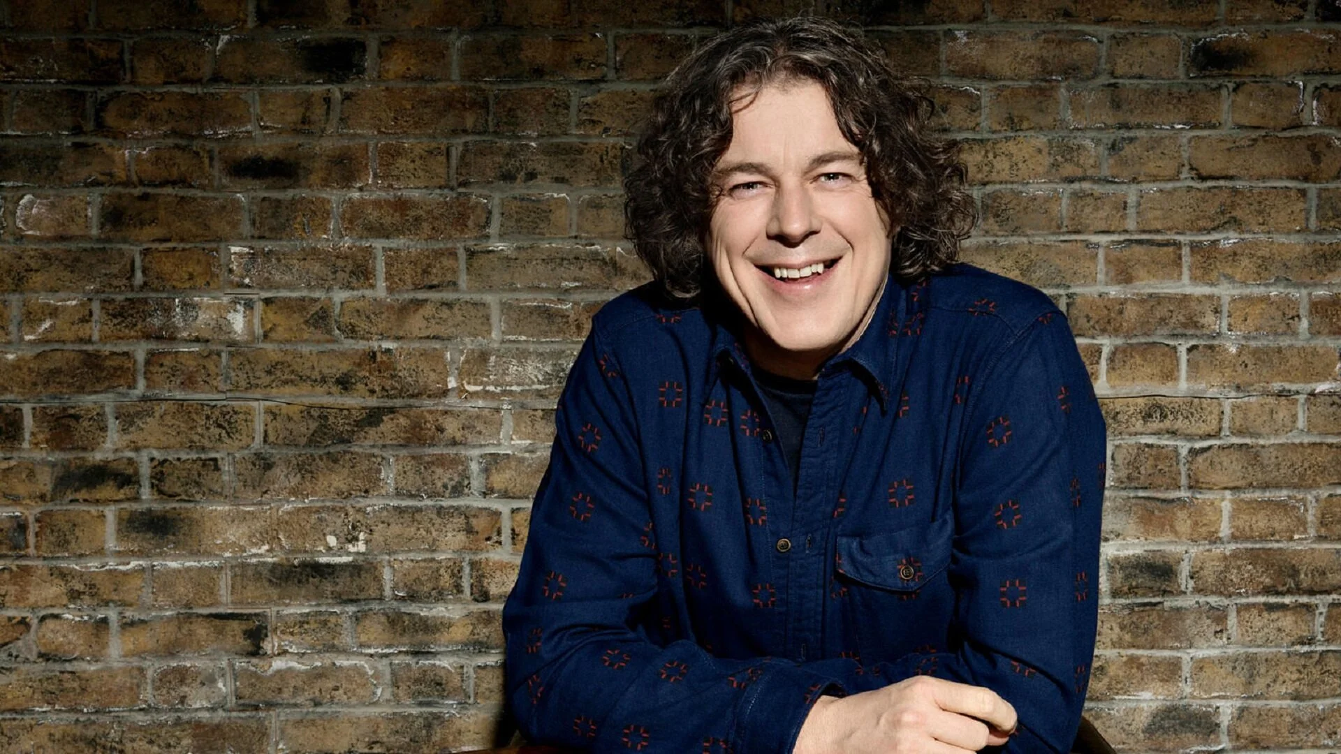 Alan Davies: As Yet Untitled