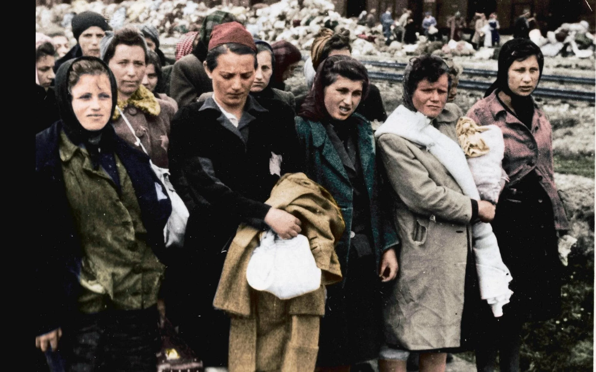 Auschwitz Untold: In Colour