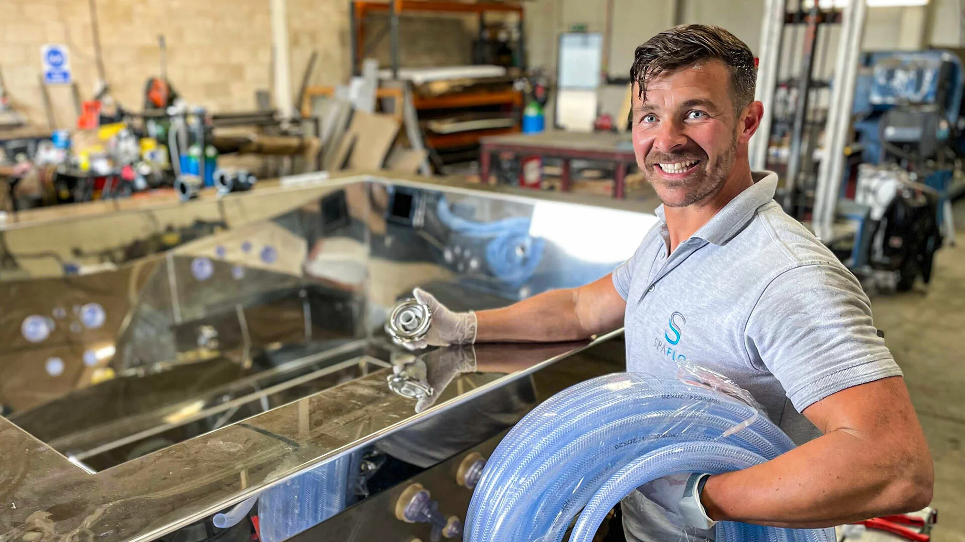 Hot Tub Brits: More Bubbles Please!