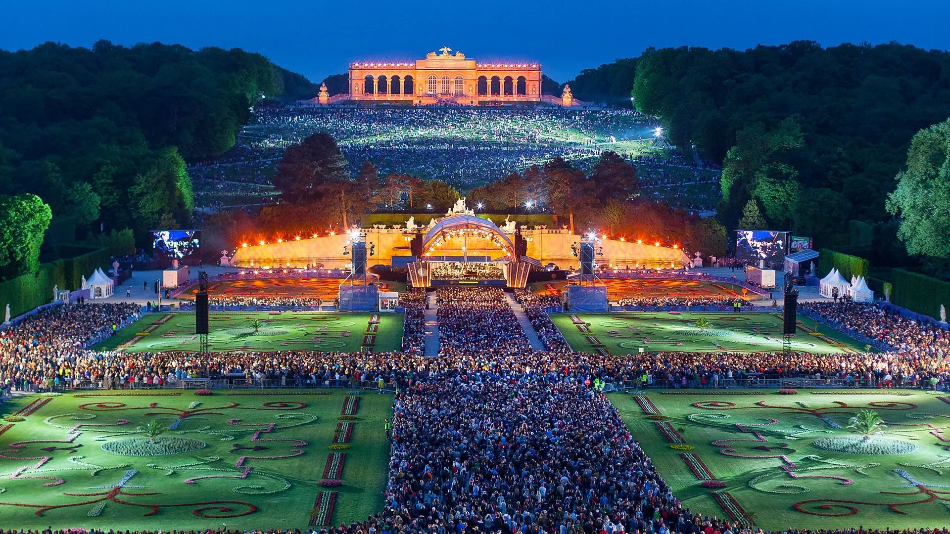 Summer Night Concert from Vienna