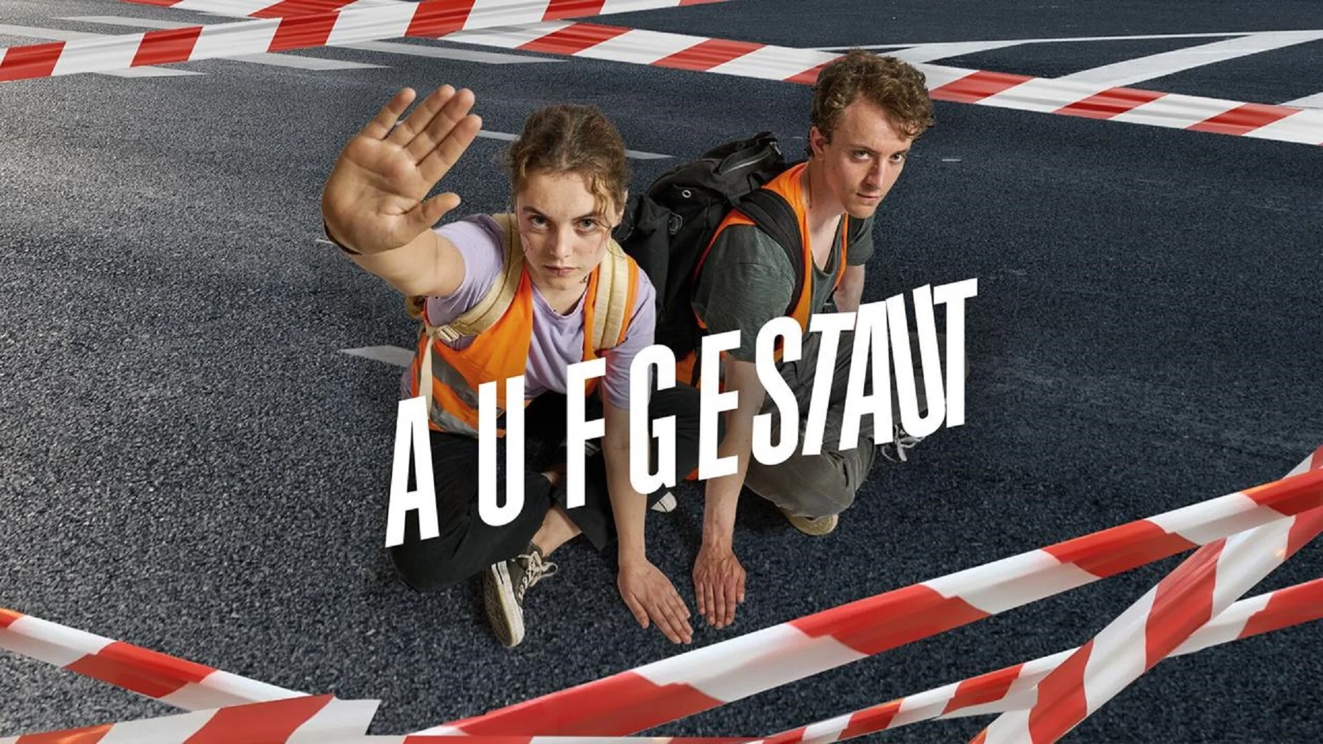 Aufgestaut