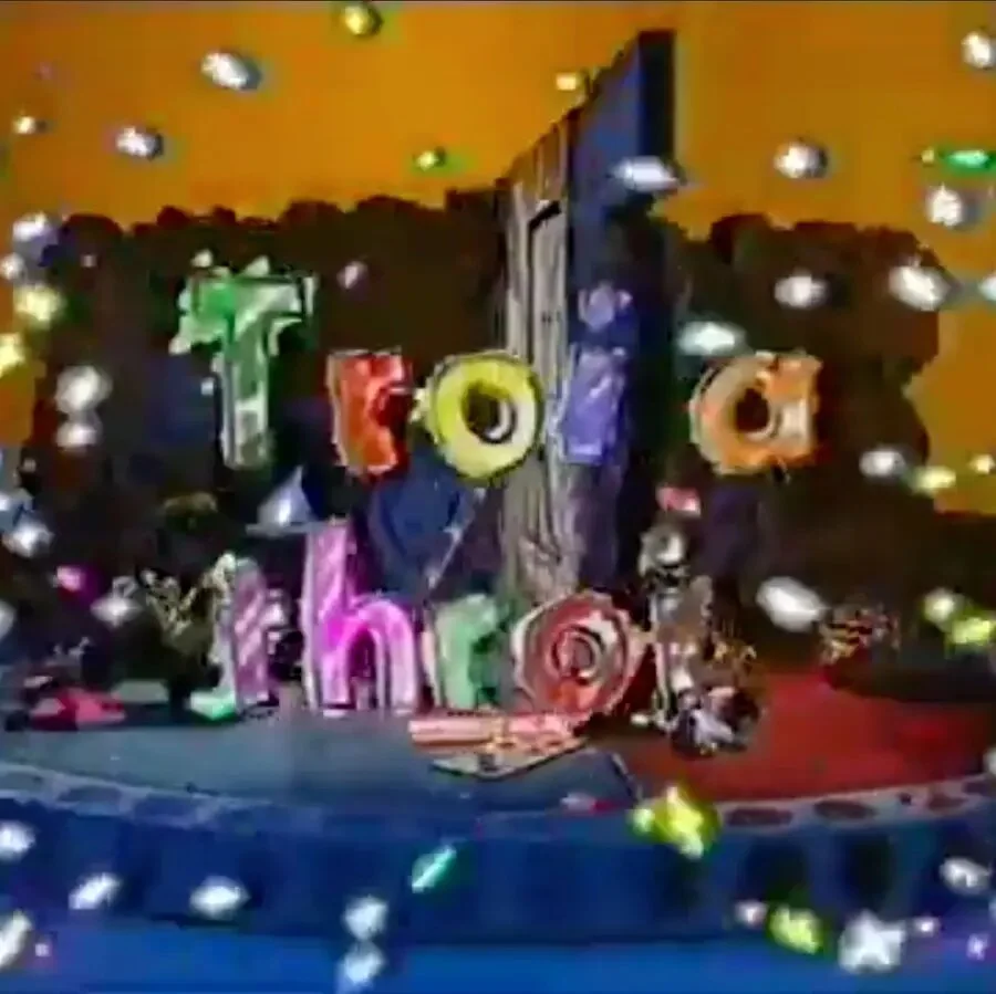 Troi a Throi afişi