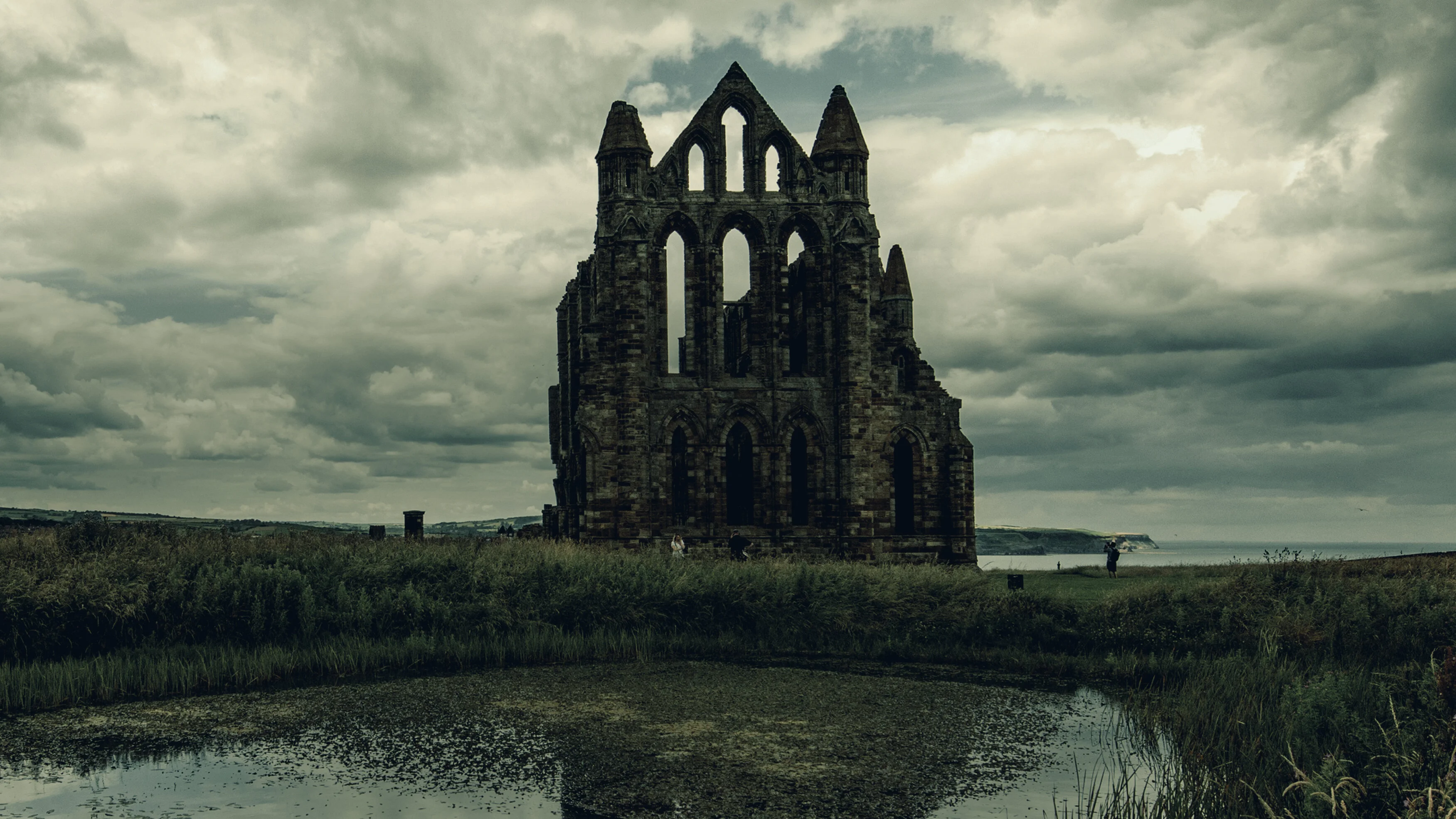 Wonderland: Gothic